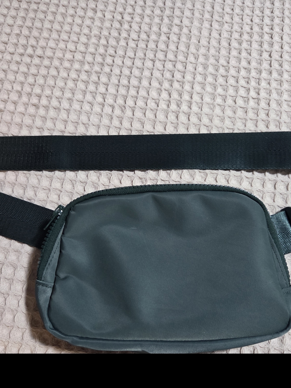 Pink Lily Emerald Green Waist Bag Belt Pack
